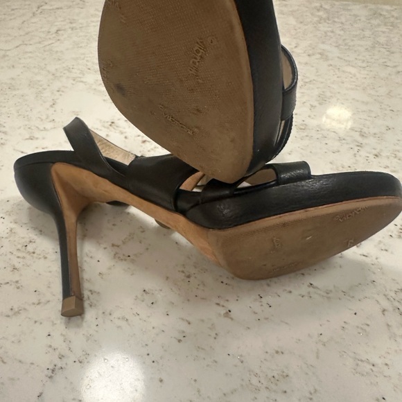 Jil Sander Elegant Black Strappy Sandals - Picture 9 of 10